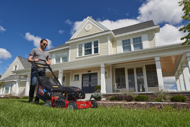 Things to consider before selecting your lawn mower